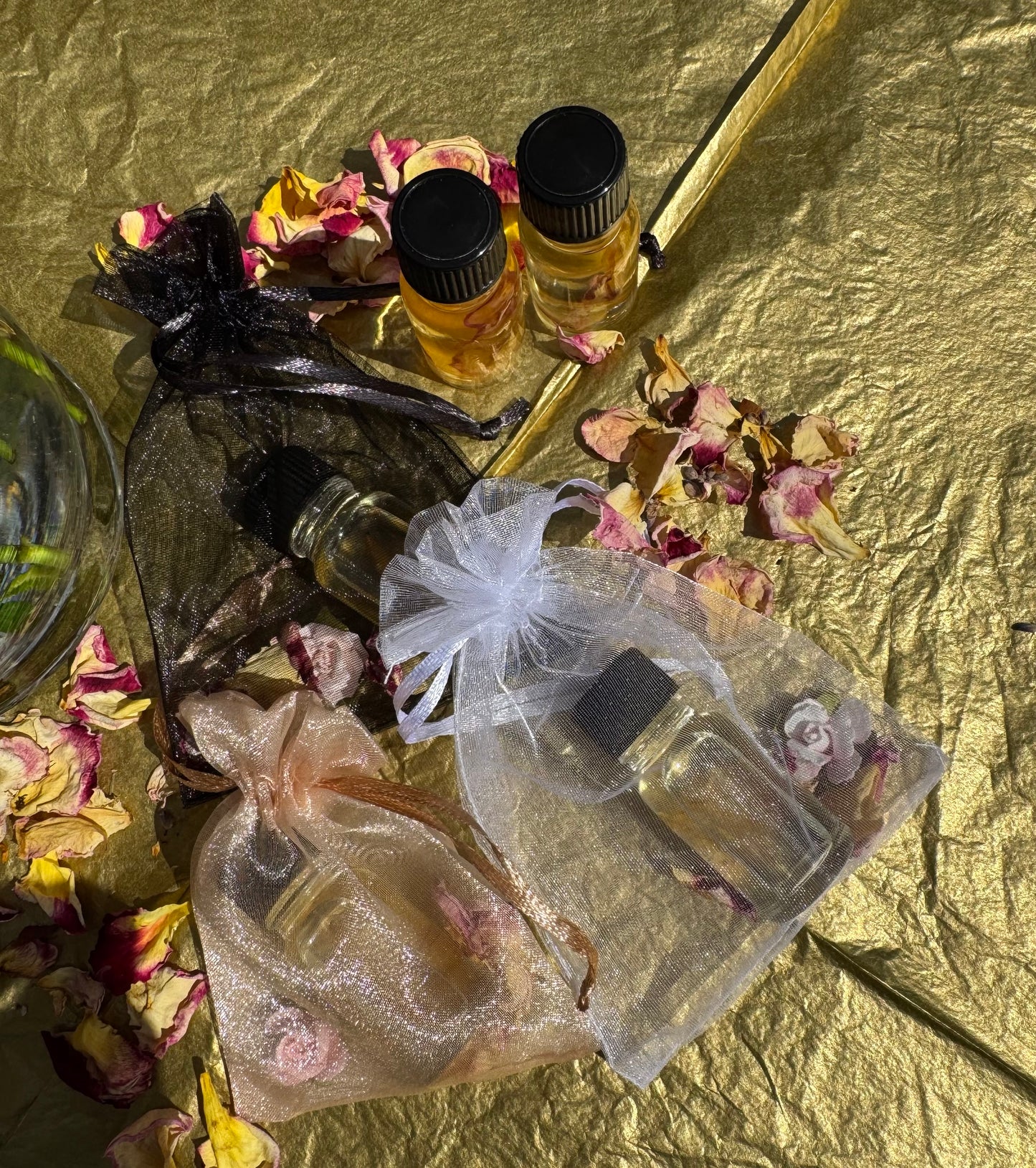 She Who Attracts Oil